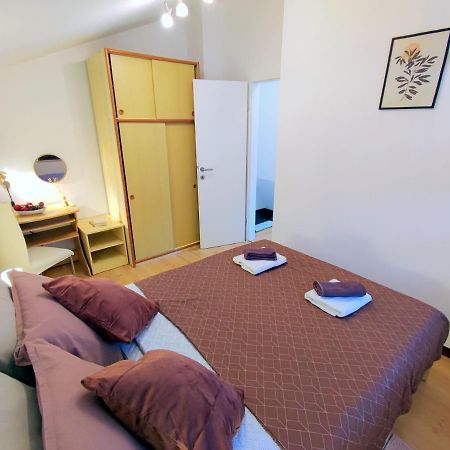 Apartment Pajtak Пореч Екстер'єр фото
